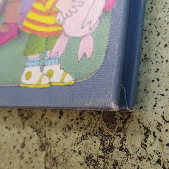 Surprise Party Tomie de Paola Vintage Children's Picture Weekly Reader Book - Picture 5 of 5